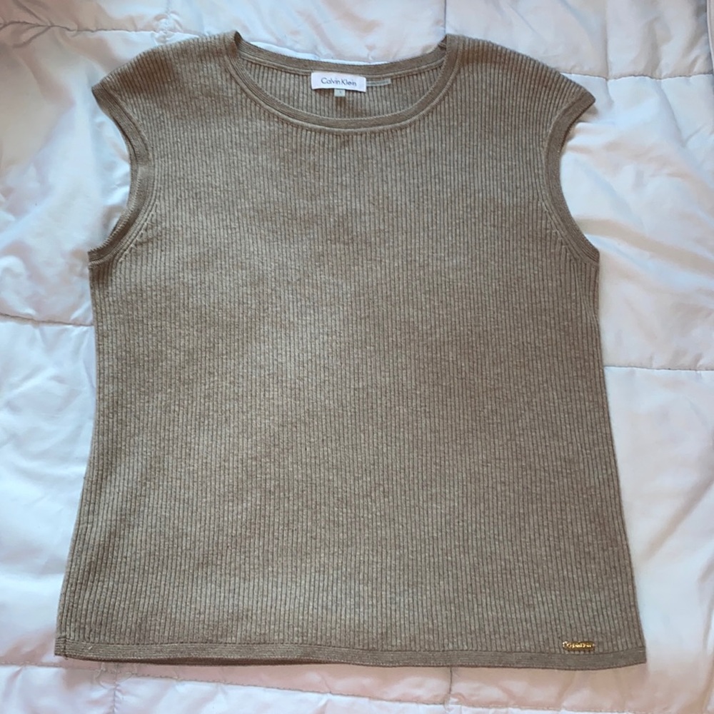 Calvin Klein Sweater Vest🤎